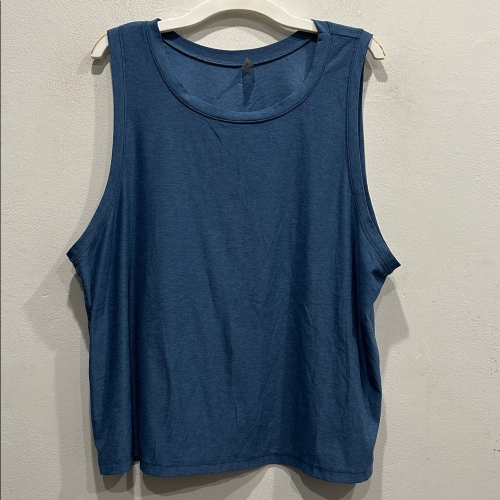 Beyond Yoga Featherweight Rebalance Tank in Marine Blue Heather Size Xl